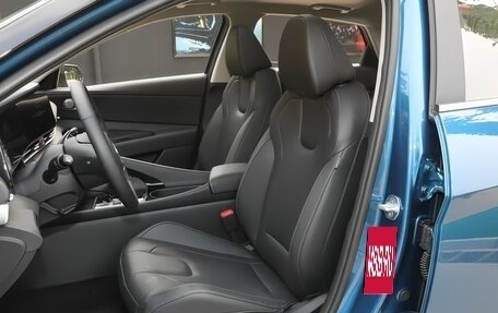 Hyundai Elantra, 2025 год, 2 300 000 рублей, 18 фотография