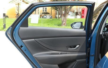 Hyundai Elantra, 2025 год, 2 300 000 рублей, 32 фотография