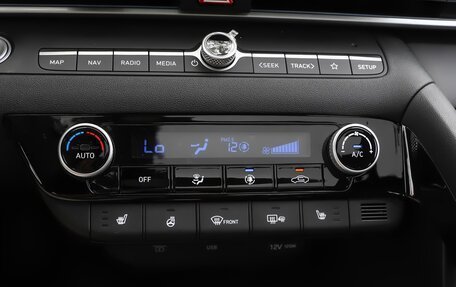 Hyundai Elantra, 2025 год, 2 300 000 рублей, 27 фотография