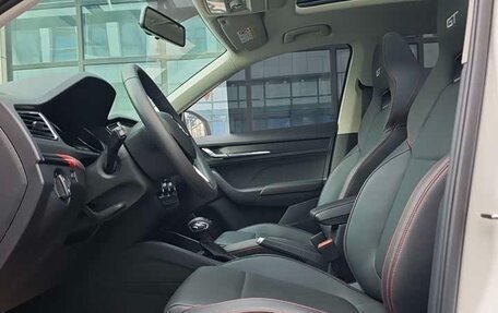 Skoda Kamiq I, 2022 год, 1 550 000 рублей, 7 фотография