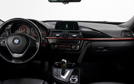 BMW 3 серия, 2013 год, 1 559 000 рублей, 19 фотография