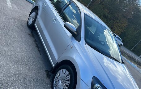 Volkswagen Polo VI (EU Market), 2018 год, 1 180 000 рублей, 2 фотография