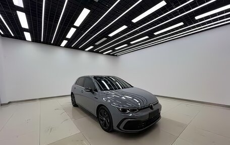 Volkswagen Golf VIII, 2022 год, 2 150 000 рублей, 1 фотография