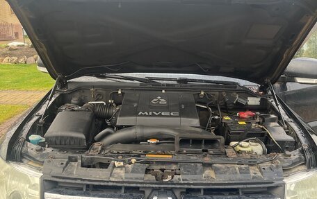 Mitsubishi Pajero IV, 2008 год, 1 200 000 рублей, 13 фотография