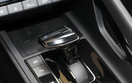 Hyundai Elantra, 2025 год, 2 500 000 рублей, 29 фотография