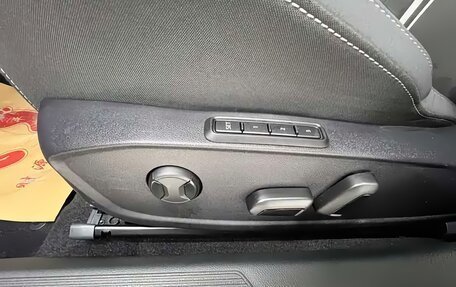 Volkswagen Golf VIII, 2022 год, 2 150 000 рублей, 16 фотография