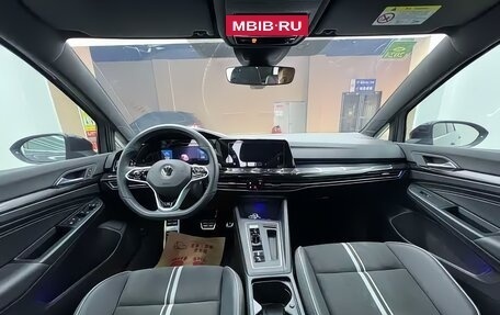 Volkswagen Golf VIII, 2022 год, 2 150 000 рублей, 9 фотография