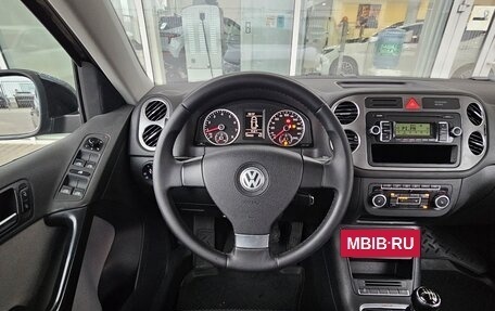Volkswagen Tiguan I, 2010 год, 1 089 000 рублей, 6 фотография