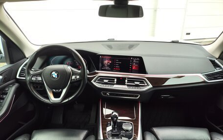 BMW X5, 2020 год, 5 300 000 рублей, 11 фотография