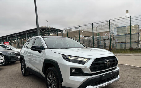 Toyota RAV4, 2025 год, 4 060 000 рублей, 6 фотография