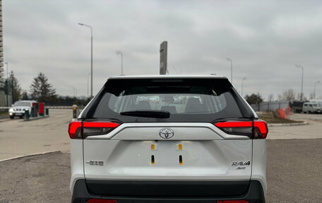 Toyota RAV4, 2025 год, 4 060 000 рублей, 3 фотография