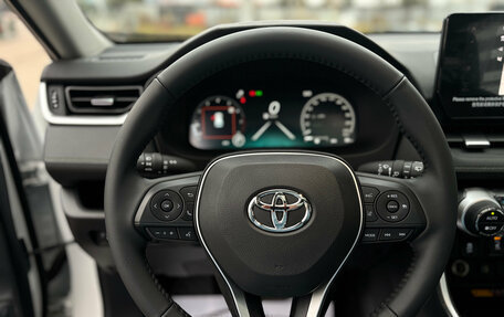 Toyota RAV4, 2025 год, 4 060 000 рублей, 13 фотография