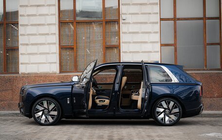 Rolls-Royce Cullinan, 2025 год, 66 800 000 рублей, 2 фотография