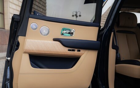 Rolls-Royce Cullinan, 2025 год, 66 800 000 рублей, 24 фотография