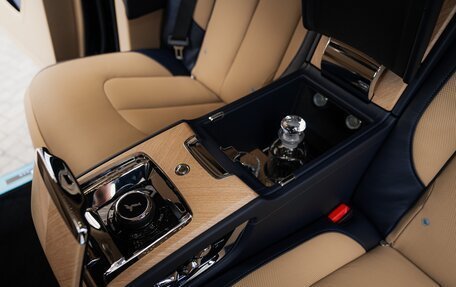 Rolls-Royce Cullinan, 2025 год, 66 800 000 рублей, 31 фотография