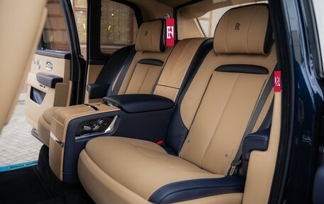 Rolls-Royce Cullinan, 2025 год, 66 800 000 рублей, 30 фотография