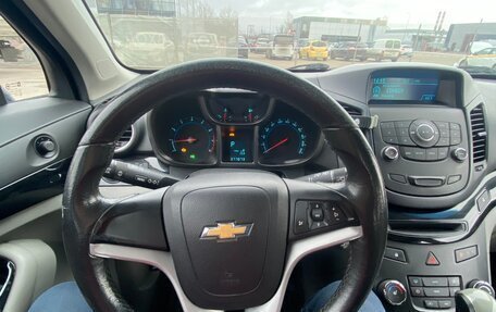 Chevrolet Orlando I, 2012 год, 800 000 рублей, 2 фотография