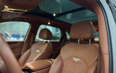 Bentley Bentayga I, 2021 год, 19 000 000 рублей, 8 фотография