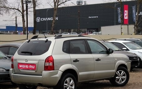 Hyundai Tucson III, 2008 год, 799 000 рублей, 2 фотография