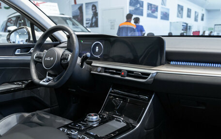 KIA K5, 2024 год, 4 390 000 рублей, 17 фотография