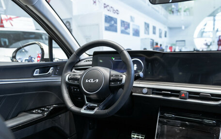 KIA K5, 2024 год, 4 390 000 рублей, 18 фотография