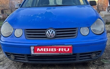 Volkswagen Polo IV рестайлинг, 2001 год, 200 000 рублей, 1 фотография
