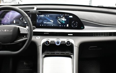 CheryExeed TXL, 2024 год, 3 900 000 рублей, 7 фотография