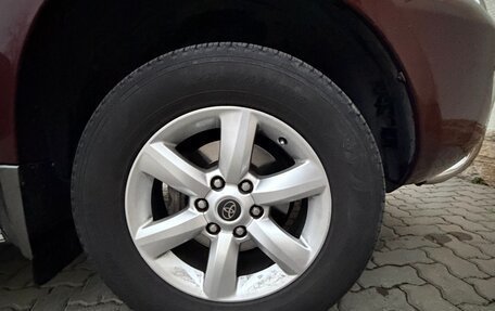 Toyota Land Cruiser Prado 120 рестайлинг, 2007 год, 2 500 000 рублей, 2 фотография