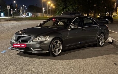 Mercedes-Benz S-Класс, 2011 год, 3 999 999 рублей, 31 фотография