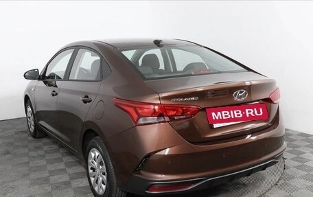 Hyundai Solaris II рестайлинг, 2022 год, 1 500 000 рублей, 4 фотография