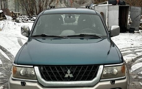 Mitsubishi Pajero Sport II рестайлинг, 2005 год, 920 000 рублей, 3 фотография