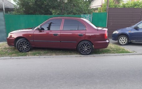 Hyundai Accent II, 2007 год, 650 000 рублей, 2 фотография
