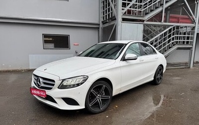 Mercedes-Benz C-Класс, 2019 год, 2 000 000 рублей, 1 фотография
