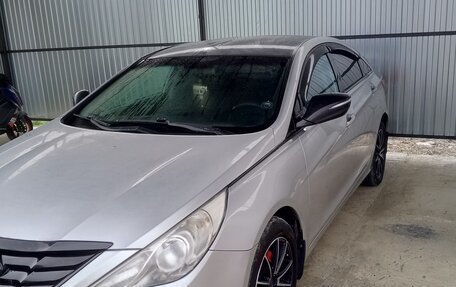 Hyundai Sonata VI, 2011 год, 1 050 000 рублей, 2 фотография