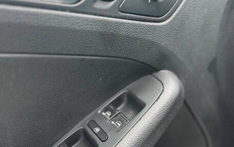 Volkswagen Jetta VI, 2013 год, 1 069 000 рублей, 14 фотография