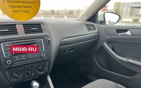 Volkswagen Jetta VI, 2013 год, 1 069 000 рублей, 15 фотография
