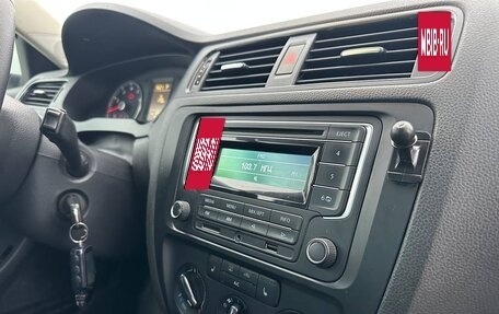 Volkswagen Jetta VI, 2013 год, 1 069 000 рублей, 20 фотография