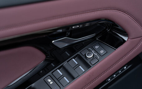 Land Rover Range Rover Evoque II, 2025 год, 6 990 500 рублей, 27 фотография