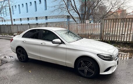 Mercedes-Benz C-Класс, 2019 год, 2 000 000 рублей, 4 фотография