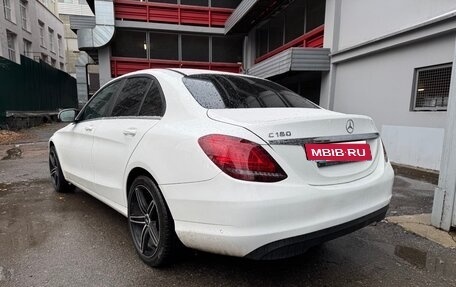 Mercedes-Benz C-Класс, 2019 год, 2 000 000 рублей, 3 фотография