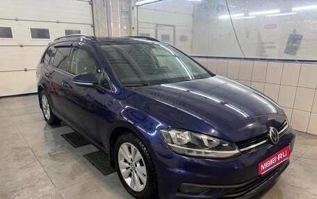 Volkswagen Golf VII, 2019 год, 1 580 000 рублей, 1 фотография