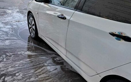 Hyundai Solaris II рестайлинг, 2015 год, 550 000 рублей, 3 фотография