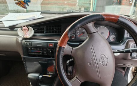 Nissan Bluebird XI, 2000 год, 290 000 рублей, 6 фотография