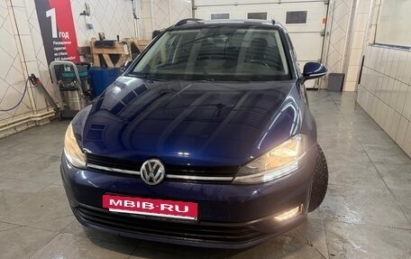 Volkswagen Golf VII, 2019 год, 1 580 000 рублей, 6 фотография