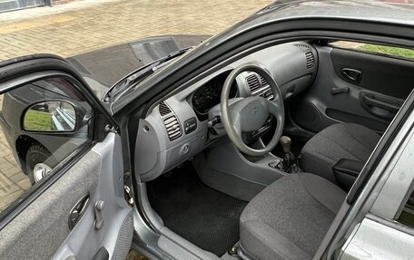 Hyundai Accent II, 2005 год, 320 000 рублей, 5 фотография