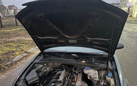 Audi A4, 2002 год, 315 000 рублей, 5 фотография