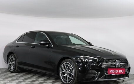 Mercedes-Benz E-Класс, 2021 год, 6 177 000 рублей, 3 фотография
