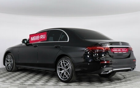 Mercedes-Benz E-Класс, 2021 год, 6 177 000 рублей, 7 фотография