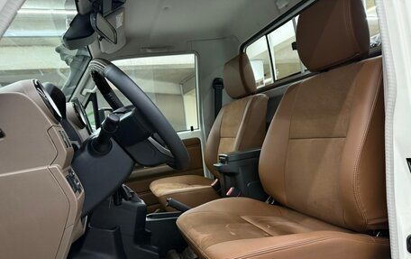 Toyota Land Cruiser 70, 2025 год, 9 150 000 рублей, 13 фотография