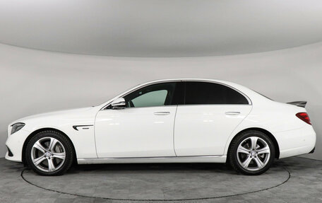 Mercedes-Benz E-Класс, 2018 год, 4 177 000 рублей, 8 фотография